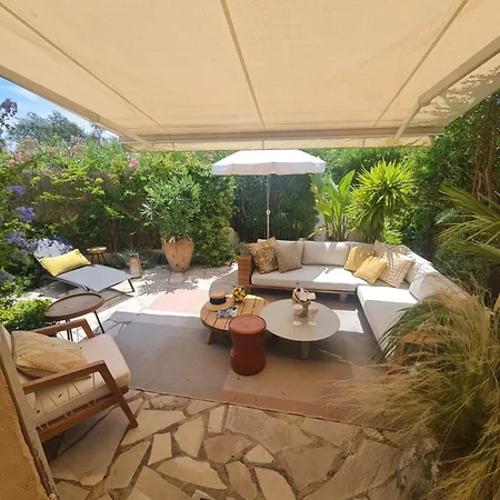 Solenzia, Luxueux A 100m De La شقة