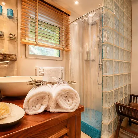Solenzia, Luxueux A 100m De La Apartman *